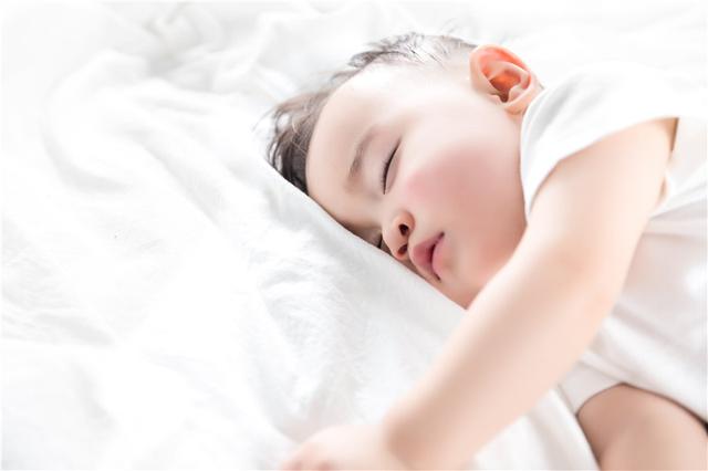 纽瑞优：换季气温多变，如何让宝宝少生病？