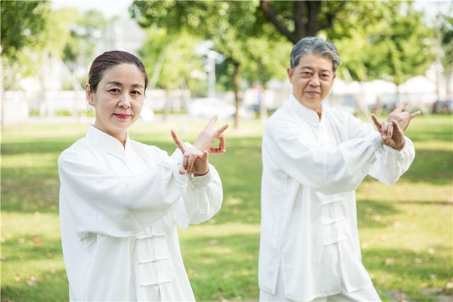远离心血管疾病！快来get纽瑞优乳铁蛋白营养粉终极秘诀